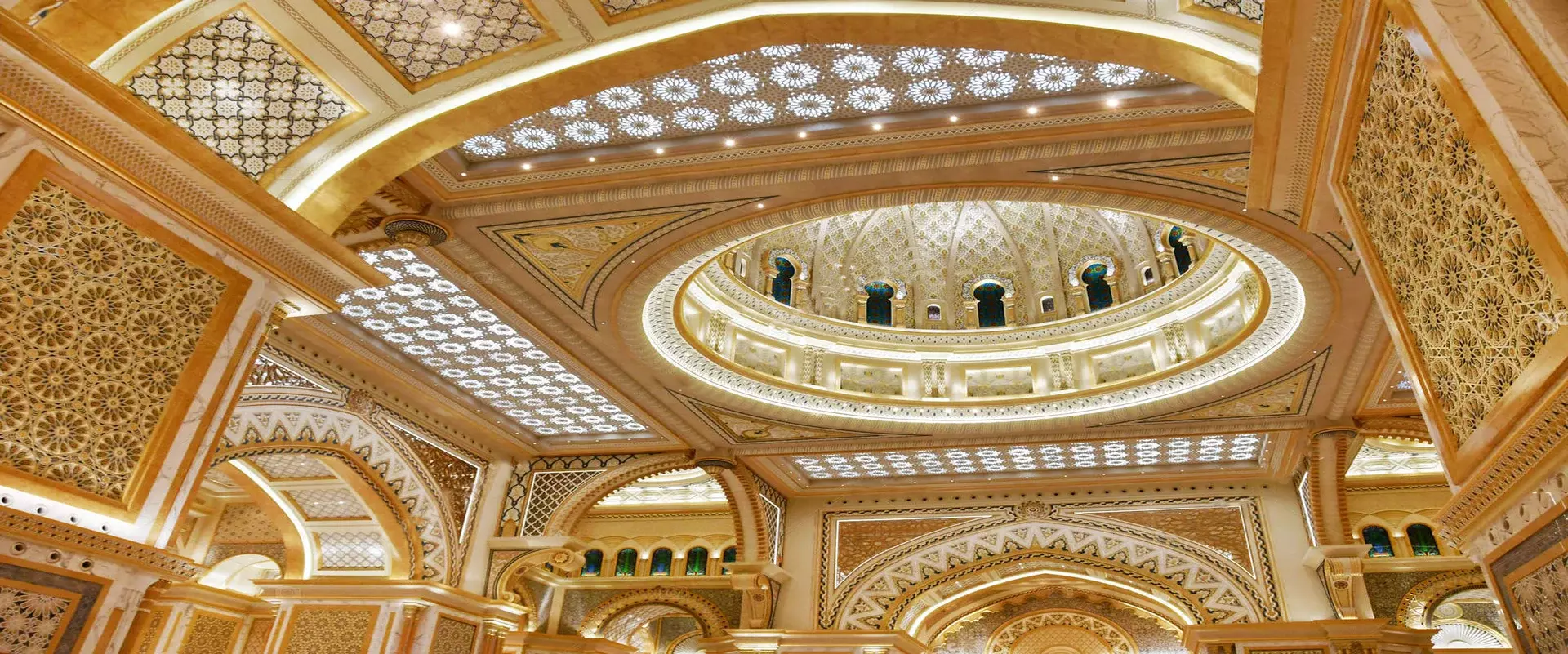 QASR AL-WATAN